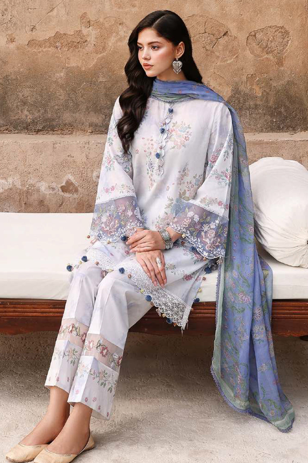 EID Lawn: D19