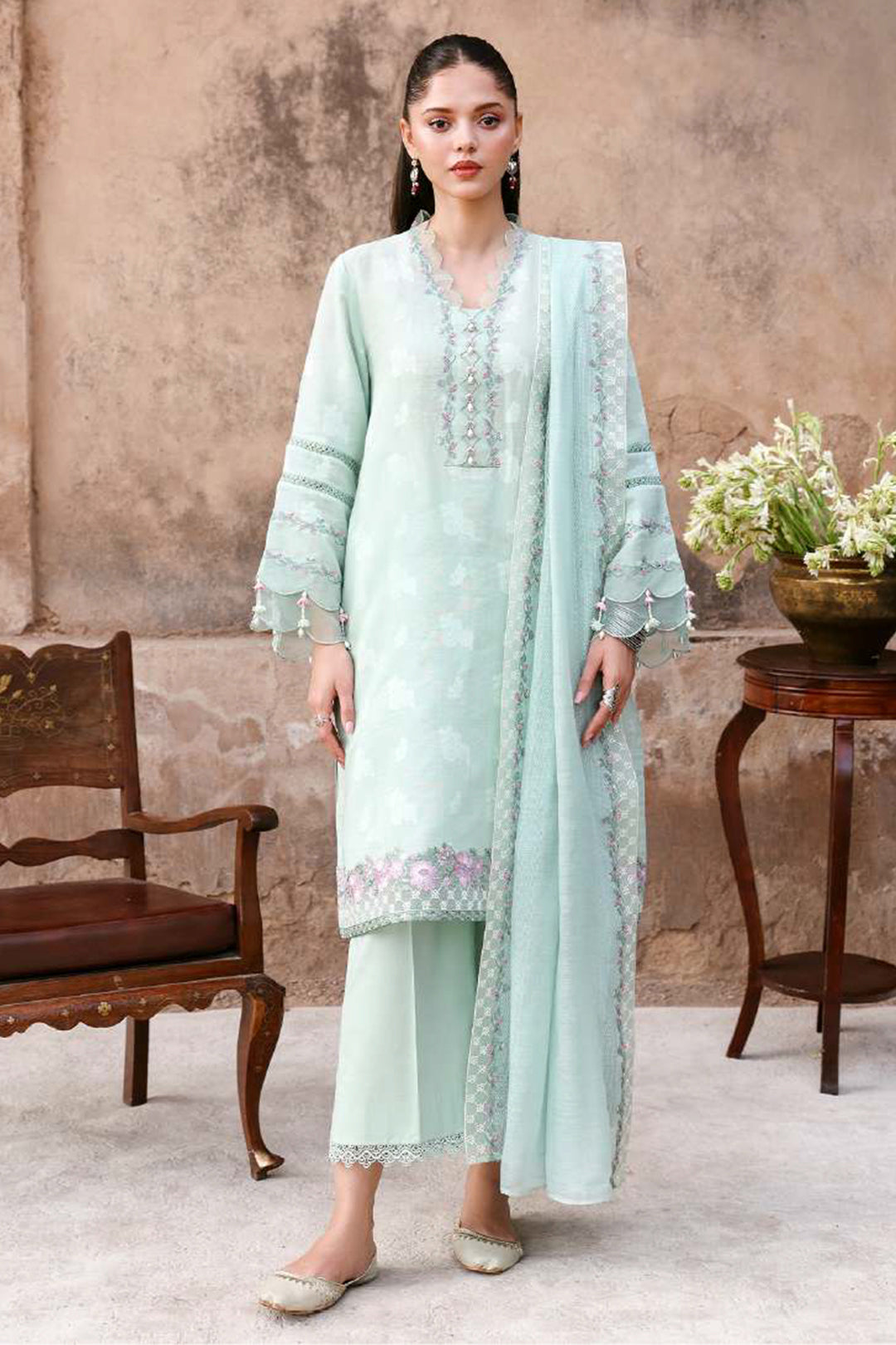 EID Lawn: D20