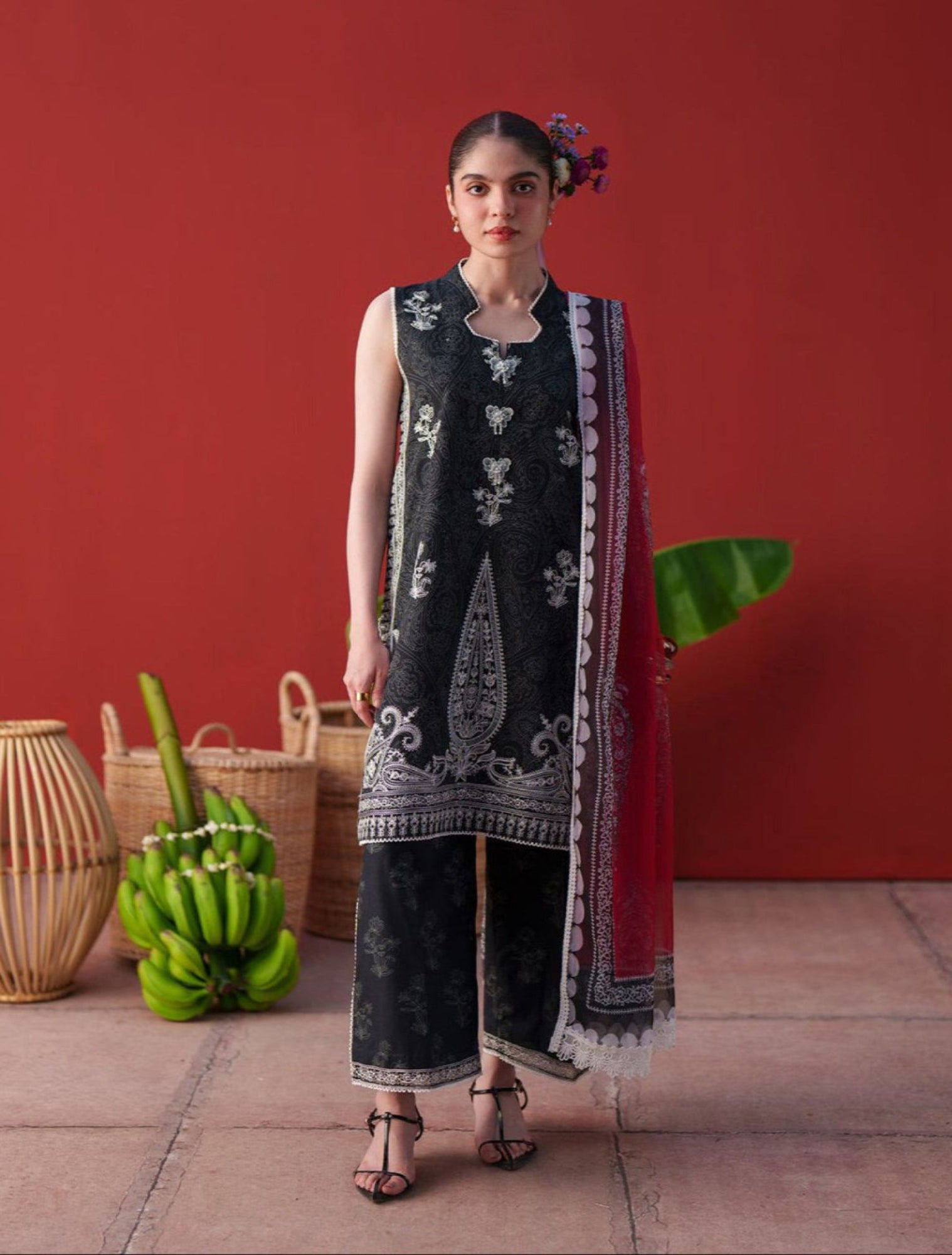 LAANEM Neraya-B Unstitched Lawn Main image